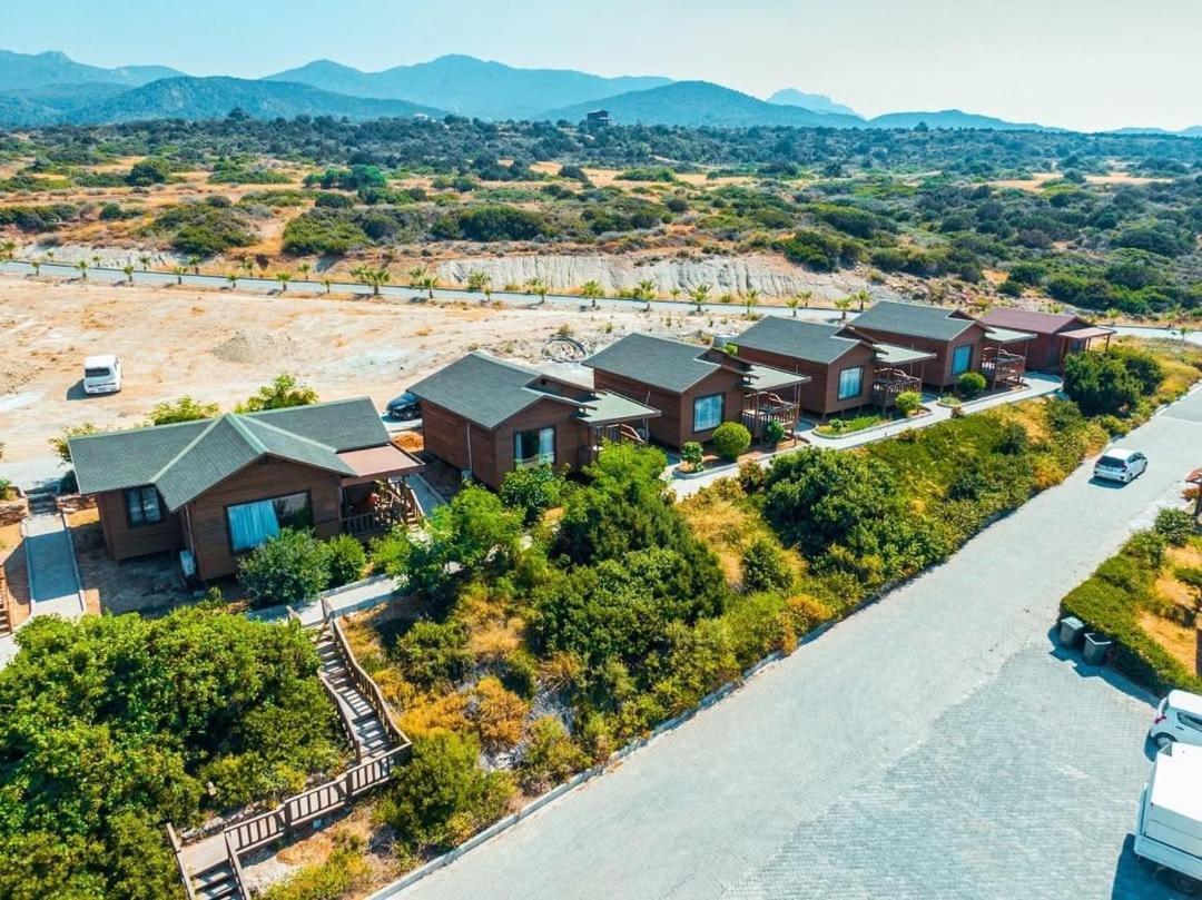 Zambak Holiday Village & Restaurant Superb Seafront Location ! Agios Georgios  Extérieur photo